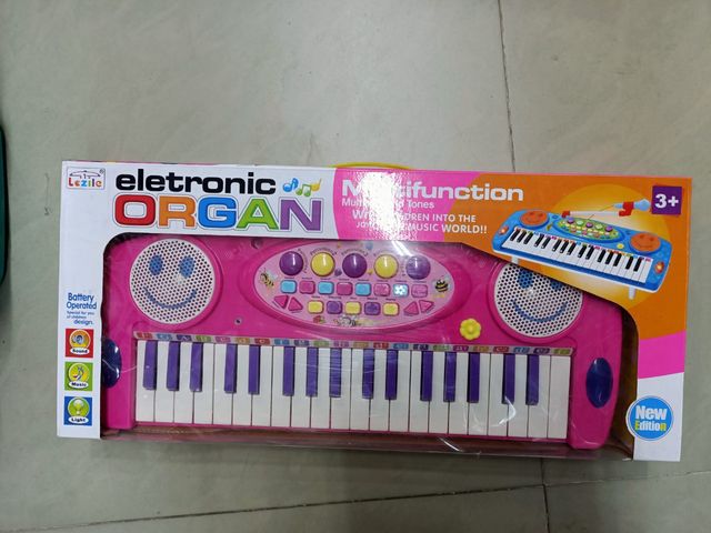 Đồ Chơi Organ Điện Tử và Micro Chạy Bằng Pin LEZILE 3702 - Phát Triển Âm Nhạc Cho Trẻ Em Từ 3 Tuổi, Có Đèn LED Nhiều Màu Sắc